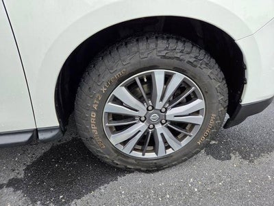 2018 Nissan Pathfinder 4x4 SV