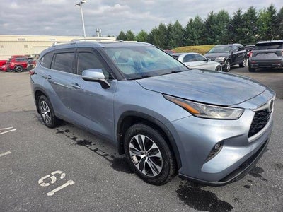 2021 Toyota Highlander XLE AWD (Natl)