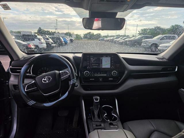 2021 Toyota Highlander XLE AWD (Natl)
