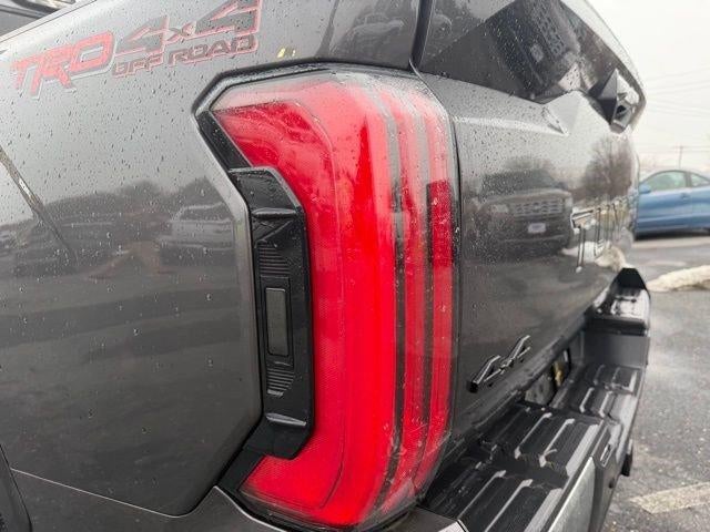 2022 Toyota Tundra 4WD 4WD Limited CrewMax 5.5' Bed (Natl)