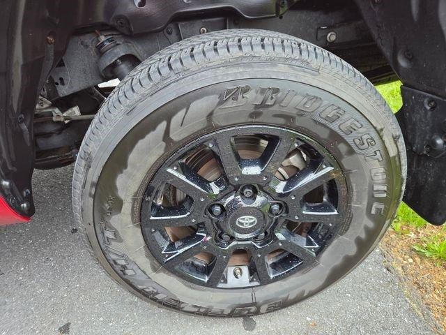 2021 Toyota Tundra 4WD 4WD SR5 Double Cab 6.5' Bed 5.7L (Natl)