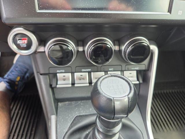 2023 Toyota GR86 Premium Manual (Natl)