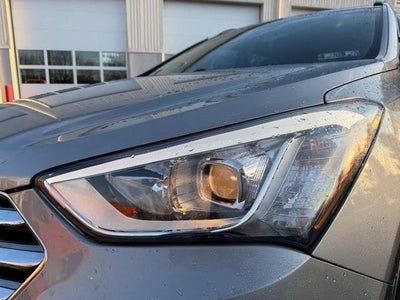 2016 Hyundai SANTA FE AWD 4dr SE