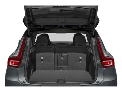 2024 Volvo XC40 B5 AWD Plus Bright Theme