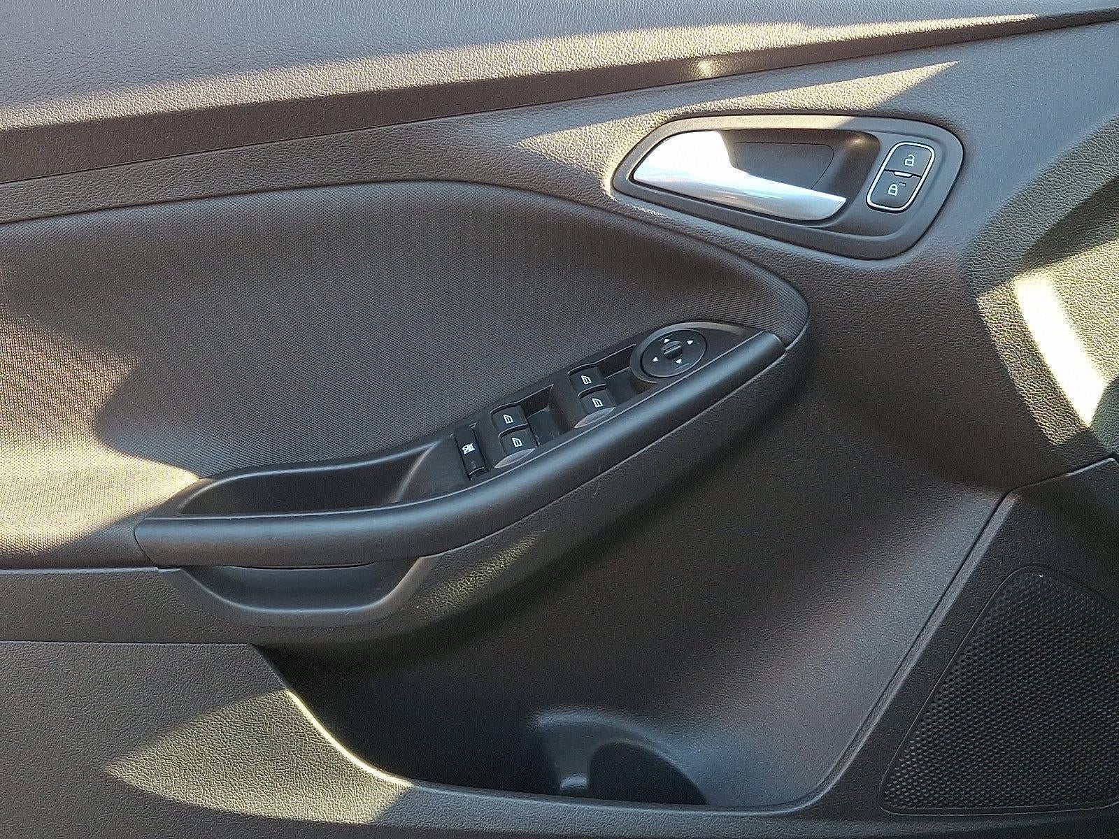 2018 Ford Focus SE Sedan