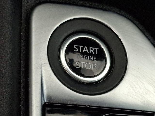 2023 Nissan Sentra SR CVT