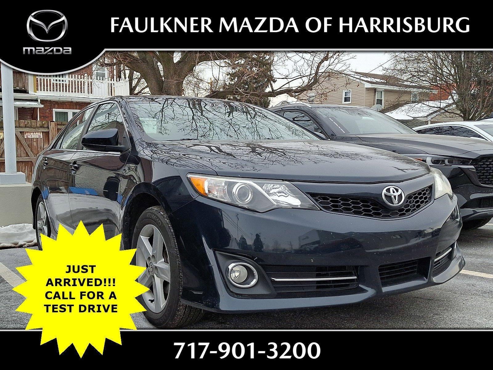 2012 Toyota Camry 4dr Sdn I4 Auto SE (Natl)