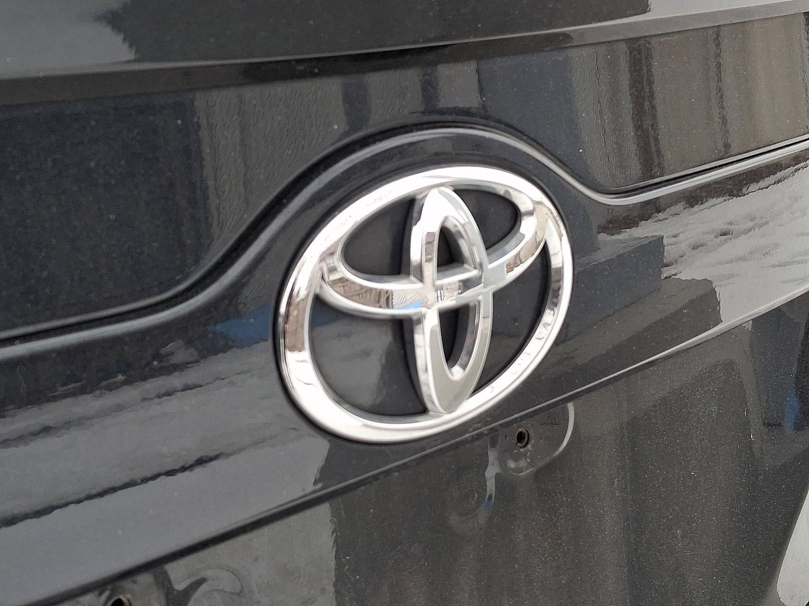 2012 Toyota Camry 4dr Sdn I4 Auto SE (Natl)