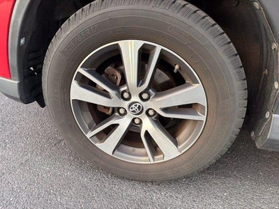 2017 Toyota RAV4 XLE AWD (Natl)