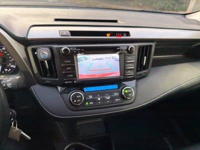 2017 Toyota RAV4 XLE AWD (Natl)