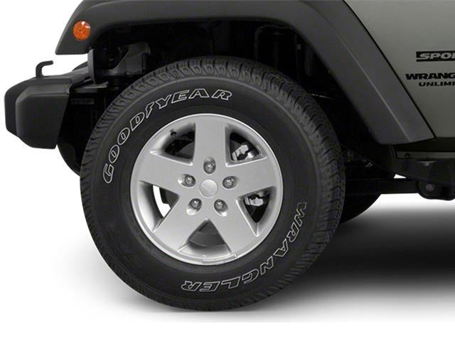 2013 Jeep Wrangler Unlimited 4WD 4dr Sport