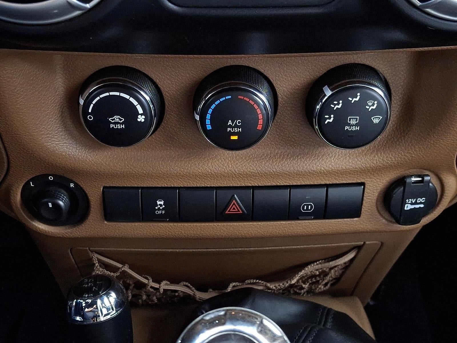 2012 Jeep Wrangler 4WD 2dr Sahara