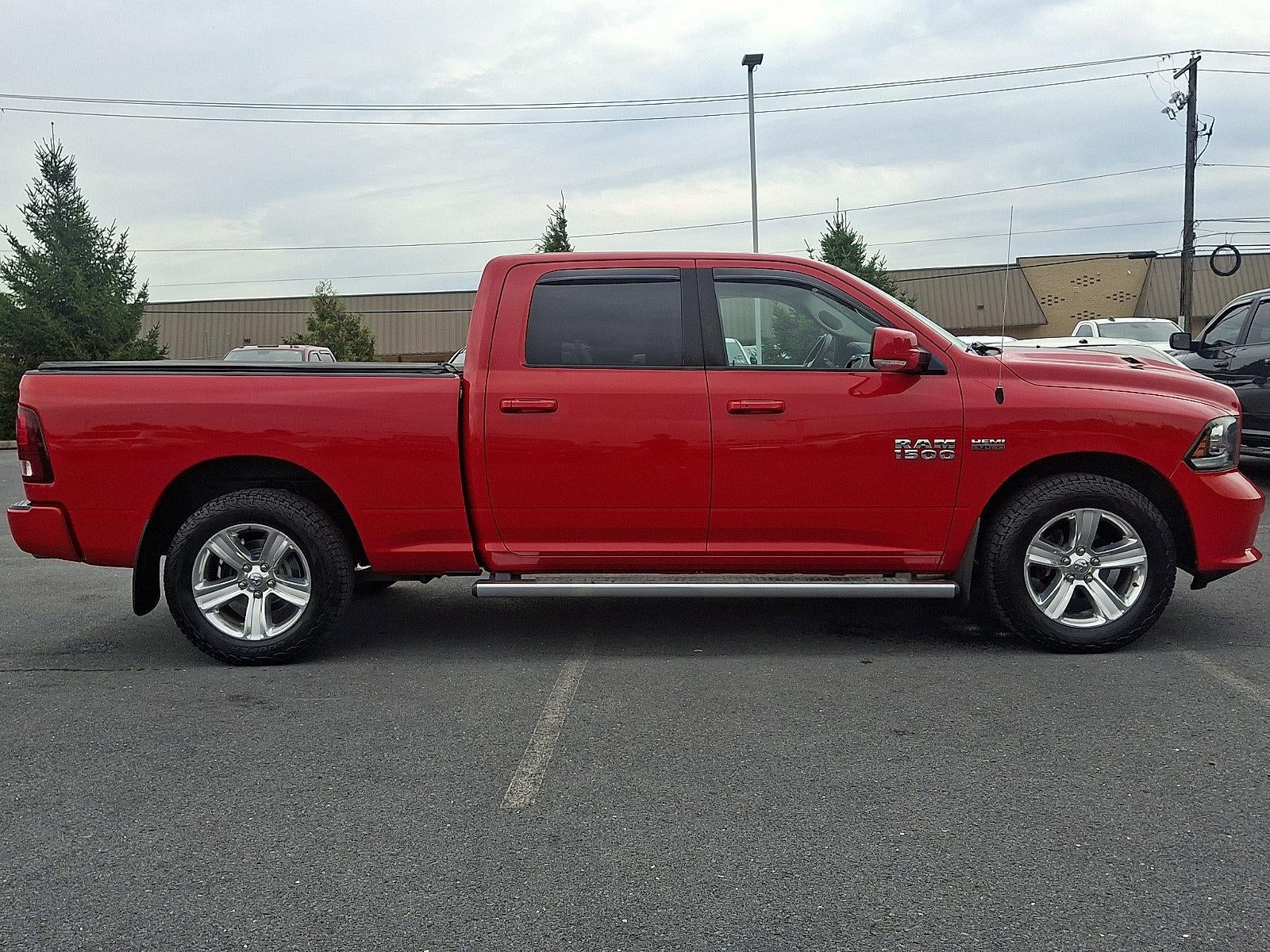2016 RAM 1500 4WD Crew Cab 6.4 Ft Box Sport