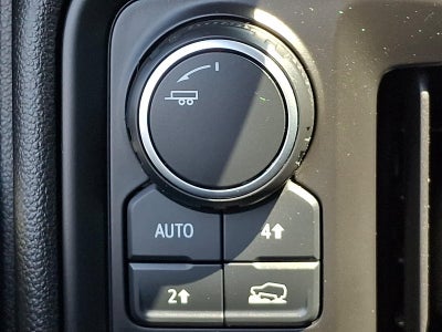 2021 Chevrolet Silverado 1500 Double Cab Standard Box 4-Wheel Drive Custom