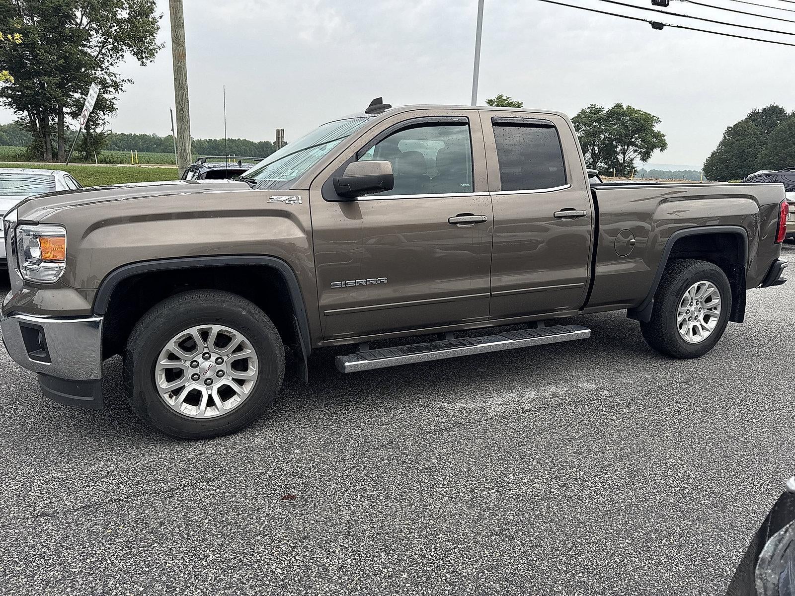 2015 GMC Sierra 1500 Double Cab Standard Box 4-Wheel Drive SLE