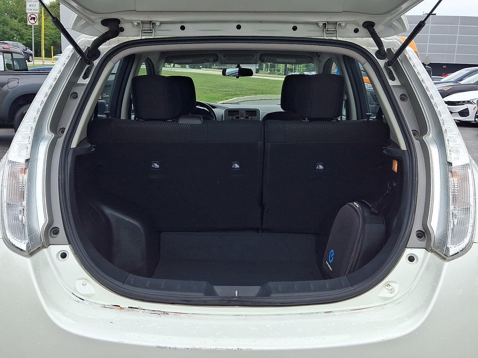 2015 Nissan LEAF 4dr HB S