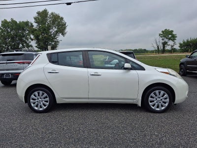 2015 Nissan LEAF 4dr HB S