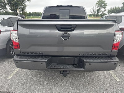 2019 Nissan Titan 4x4 Crew Cab SV