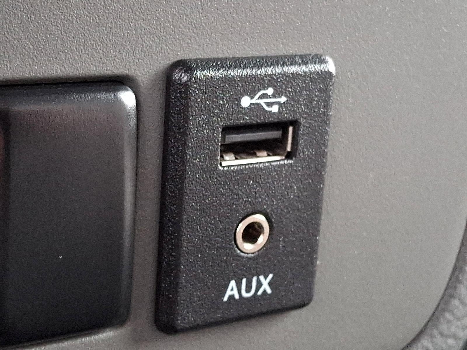 2021 Nissan NV Cargo Standard Roof V8 SV