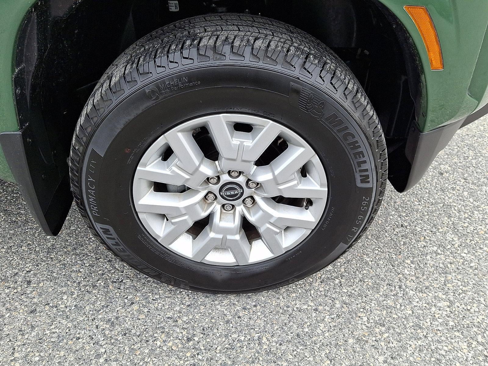 2022 Nissan Frontier Crew Cab 4x4 SV Auto