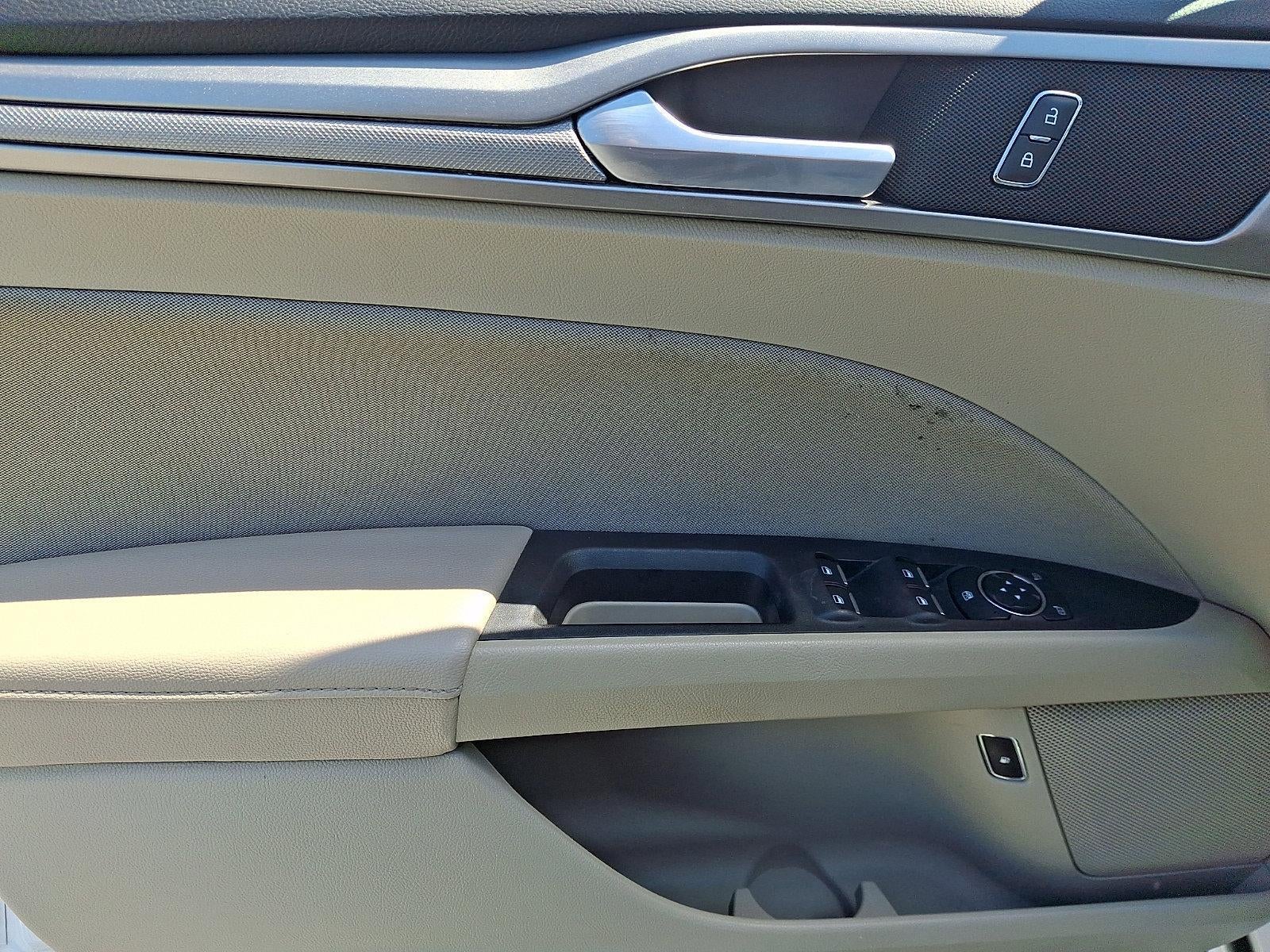 2020 Ford Fusion Hybrid SE FWD
