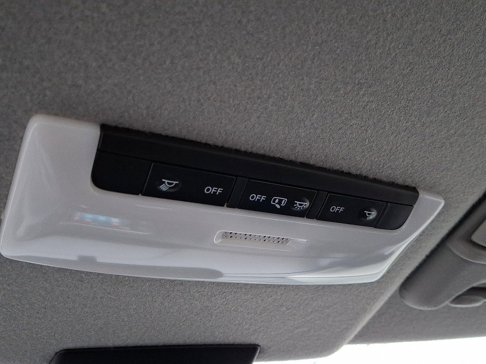 2025 Nissan Kicks Play S FWD