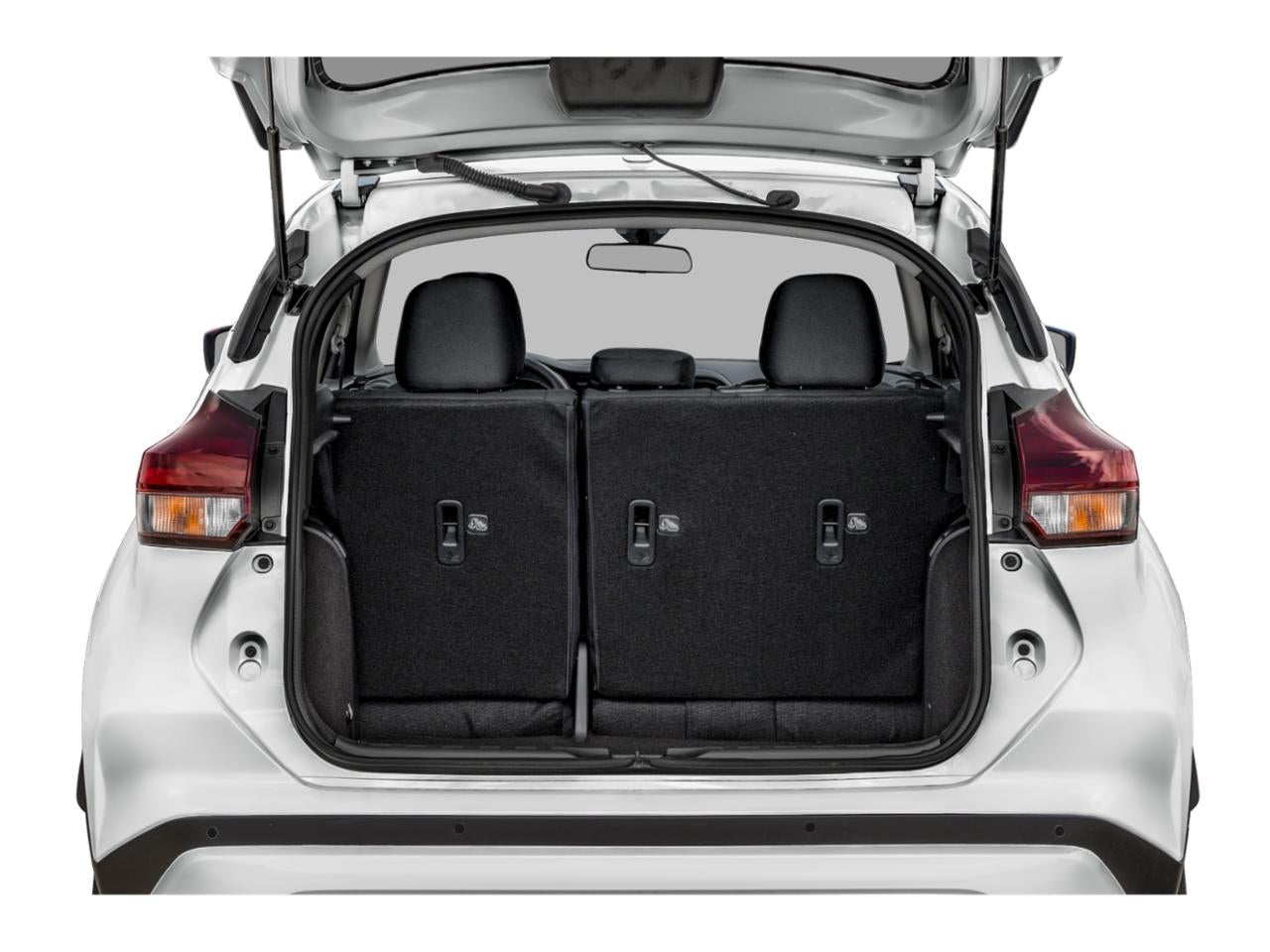 2025 Nissan Kicks Play S FWD