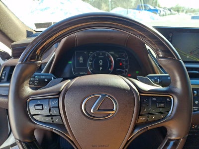 2021 Lexus ES 300h FWD
