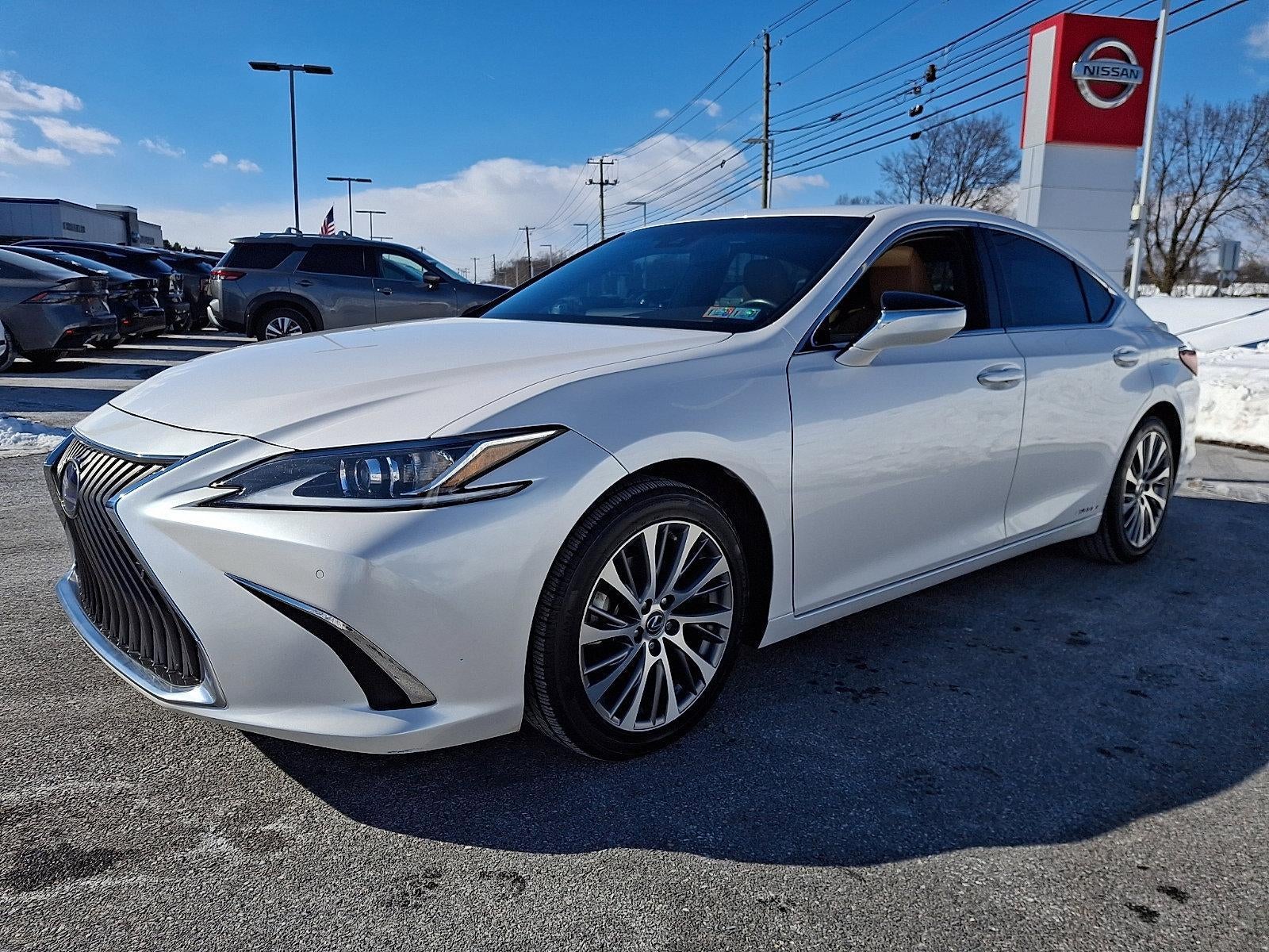2021 Lexus ES 300h FWD
