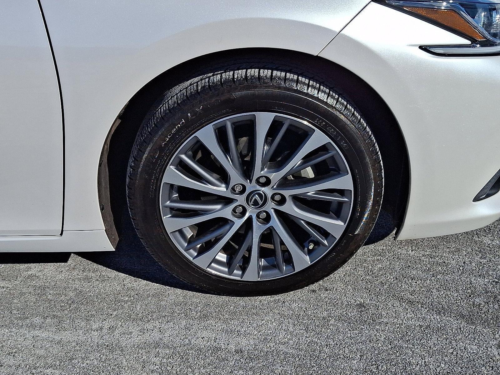 2021 Lexus ES 300h FWD