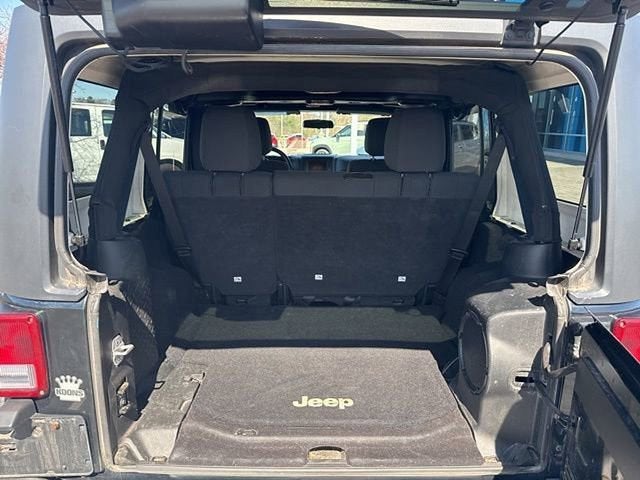 2012 Jeep Wrangler Unlimited Sahara