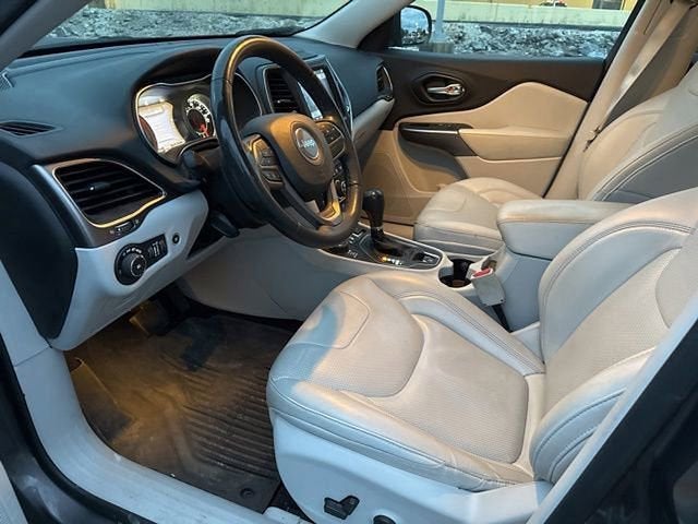 2022 Jeep Cherokee Latitude Lux 4x4