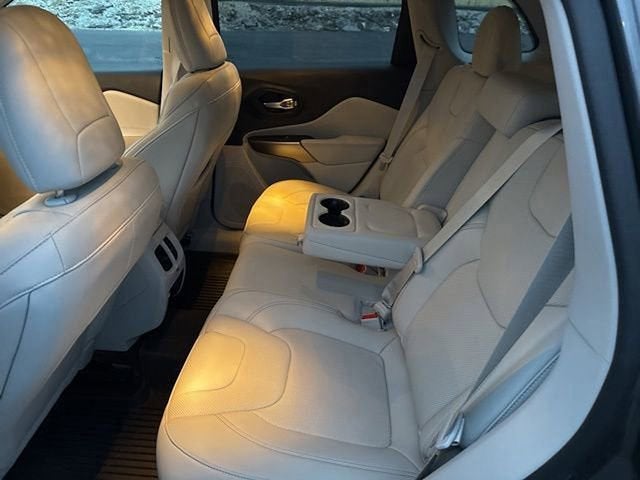 2022 Jeep Cherokee Latitude Lux 4x4