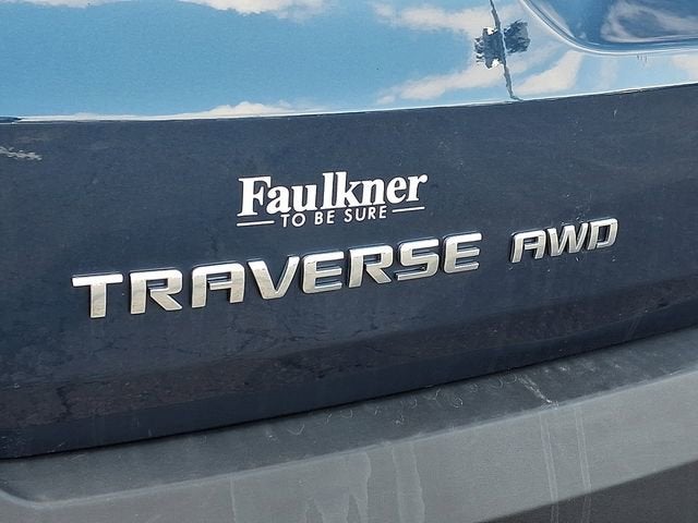 2023 Chevrolet Traverse LT Cloth