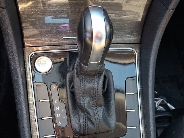 2016 Volkswagen Passat 1.8T SE