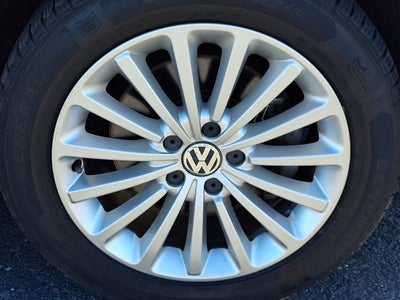 2016 Volkswagen Passat 1.8T SE