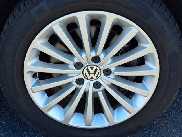 2016 Volkswagen Passat 1.8T SE