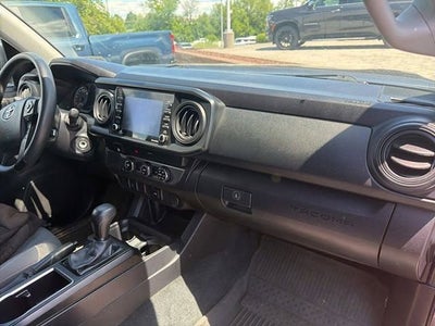 2022 Toyota Tacoma SR