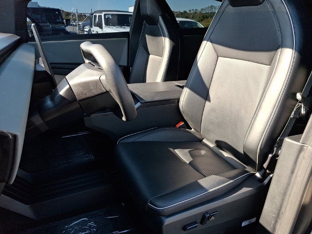 2025 Tesla Cybertruck All-Wheel Drive