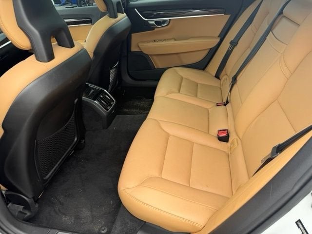 2018 Volvo S90 T5 Momentum
