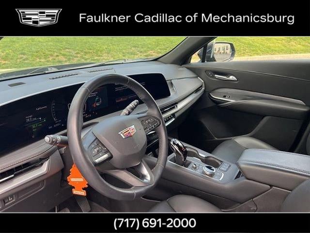 2025 Cadillac XT4 Premium Luxury