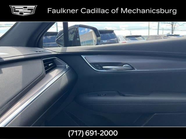 2025 Cadillac XT5 Luxury