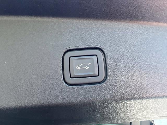 2024 Cadillac LYRIQ Sport 3