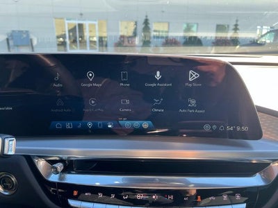 2024 Cadillac LYRIQ Sport 3