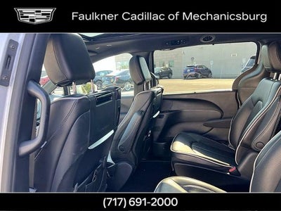 2022 Chrysler Pacifica Hybrid Limited