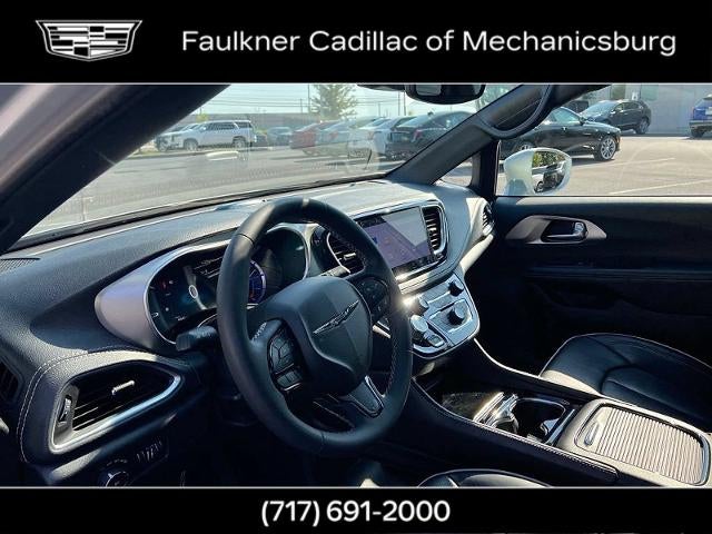 2022 Chrysler Pacifica Hybrid Limited