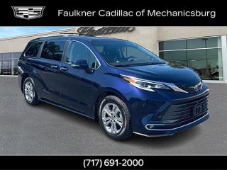 2023 Toyota Sienna Platinum