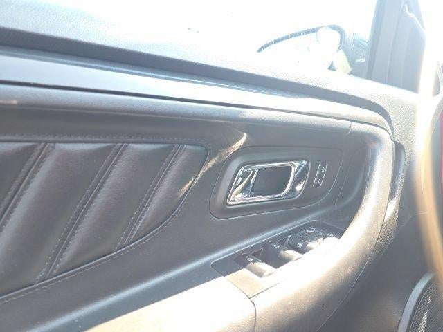 2014 Ford Taurus 4dr Sdn SHO AWD
