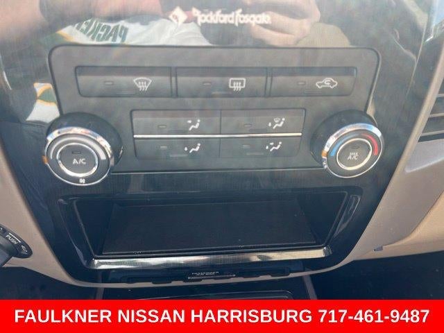 2015 Nissan Titan 4WD Crew Cab Short Bed SV