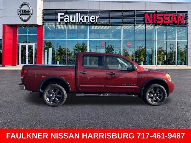 2015 Nissan Titan 4WD Crew Cab Short Bed SV